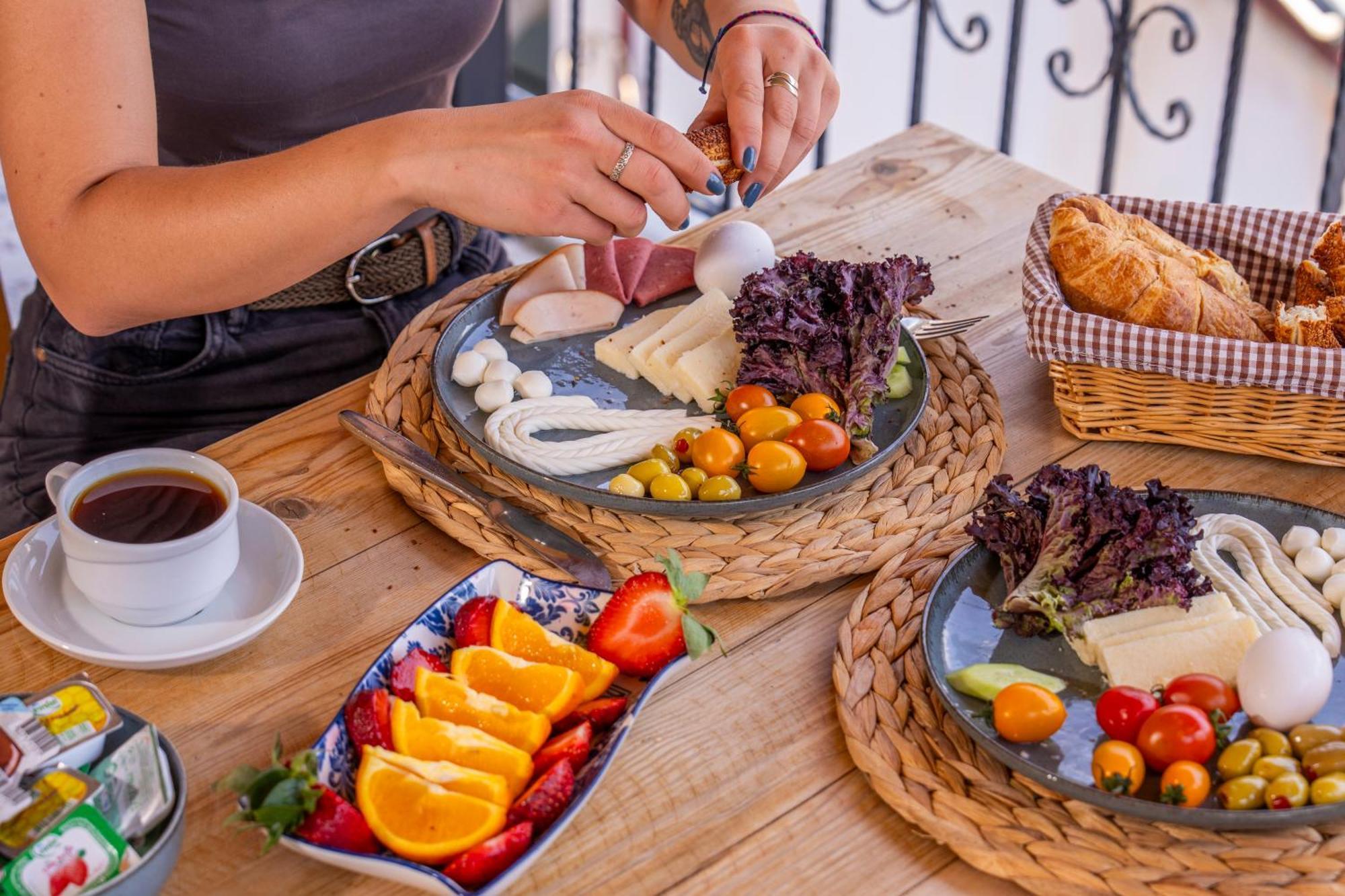 Larex Otel Kaş Eksteriør billede